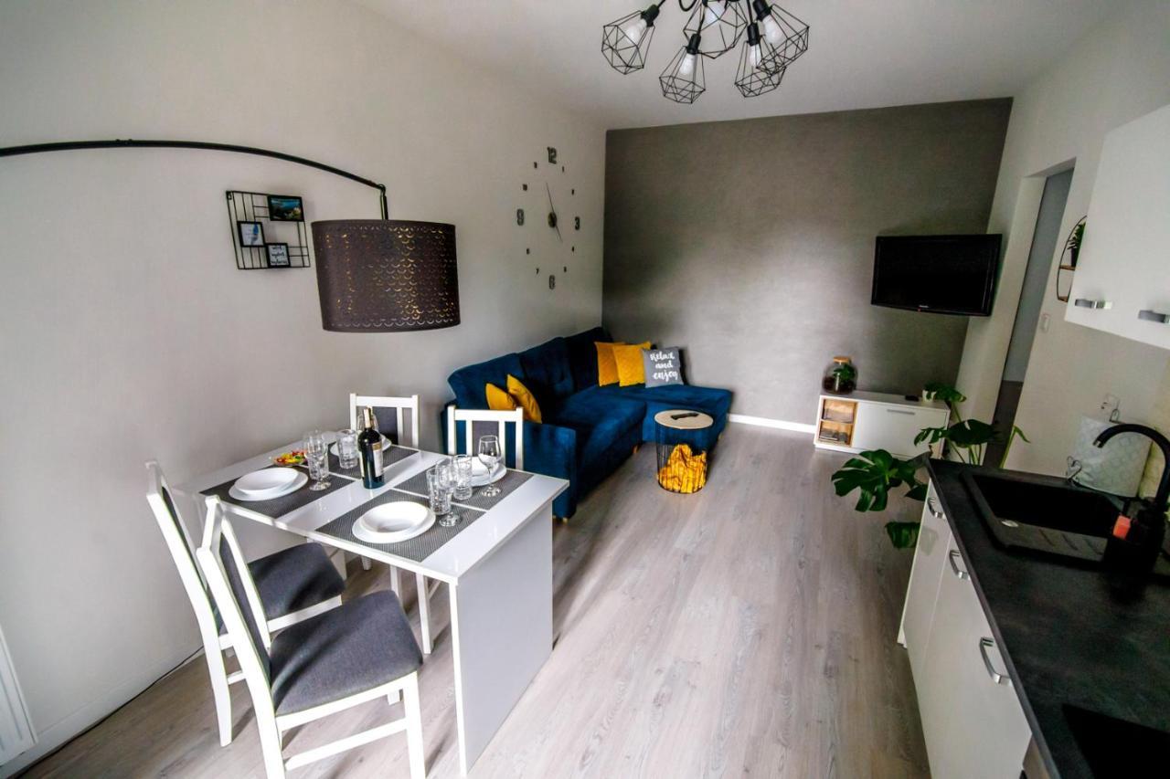 Appartement Apartament White à Iława Extérieur photo