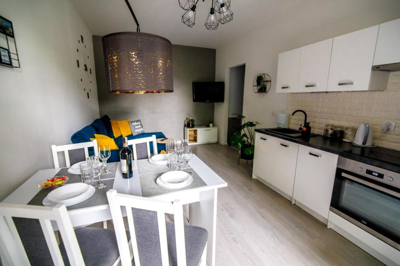 Appartement Apartament White à Iława Extérieur photo